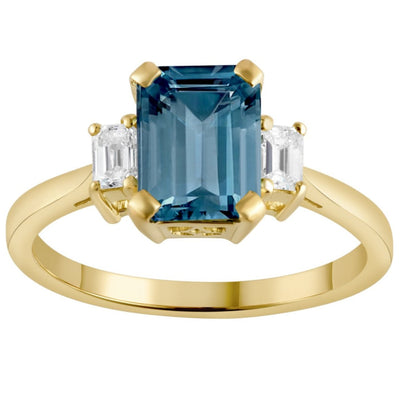 Aquamarine and Diamond Yellow Gold Engagement Ring 