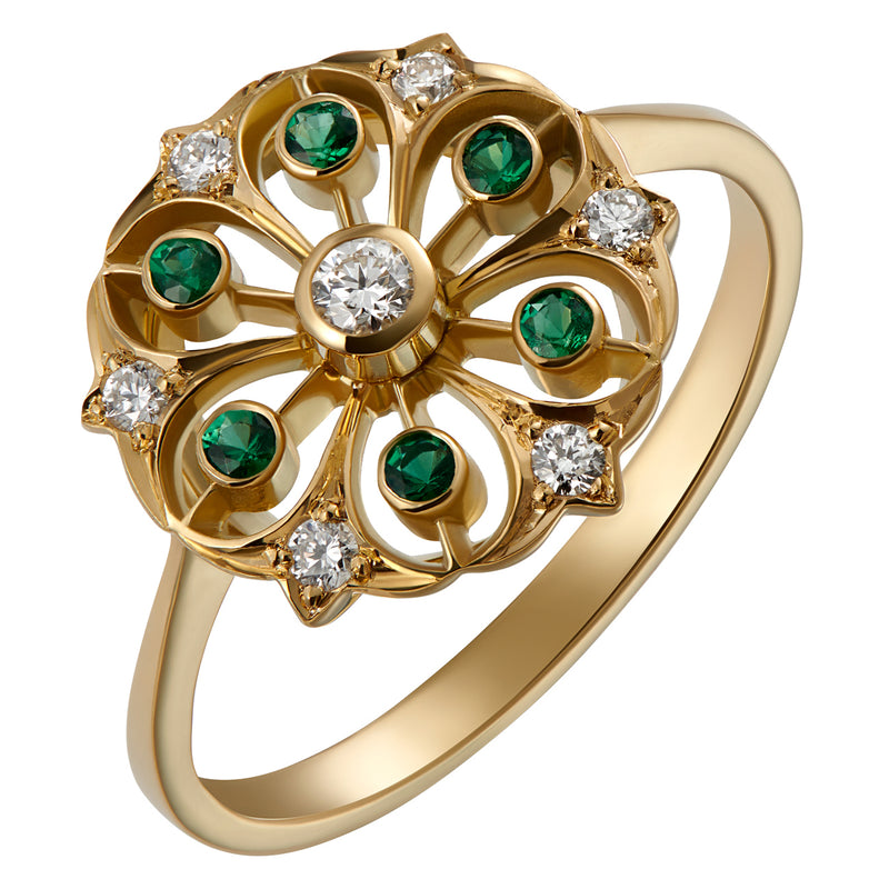 Diamond and emerald ring in 18ct yellow gold