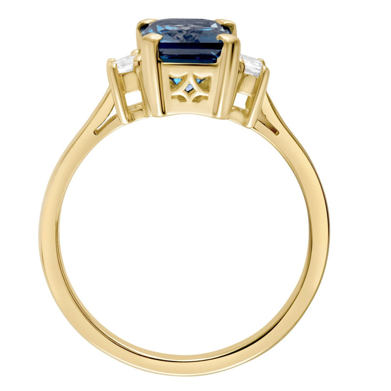 Vintage Inspired Aquamarine and Diamond Yellow Gold Ring